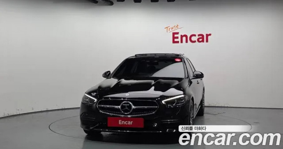 Mercedes-Benz C-Class 