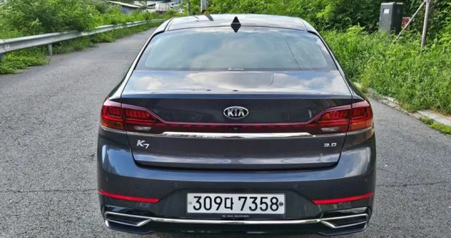 Kia K7 