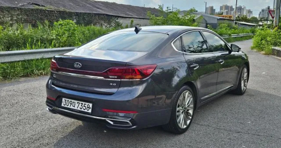 Kia K7 