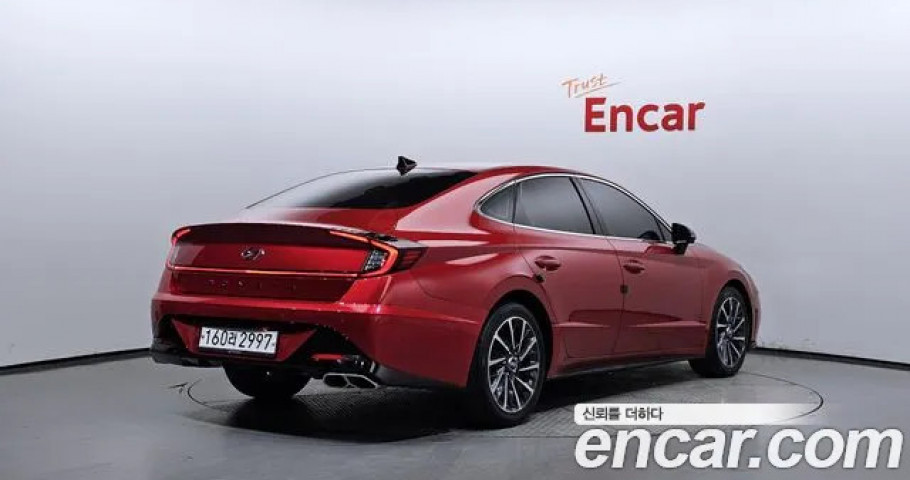 Hyundai Sonata 