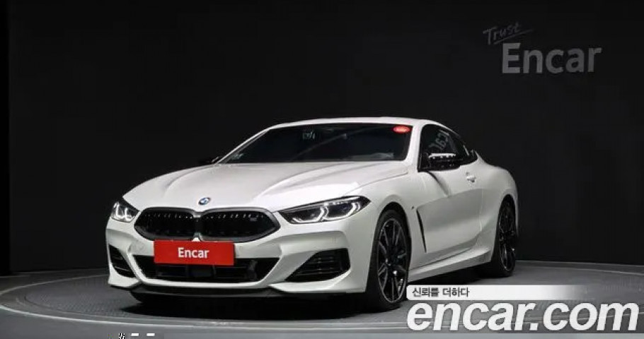 BMW 8-Series 