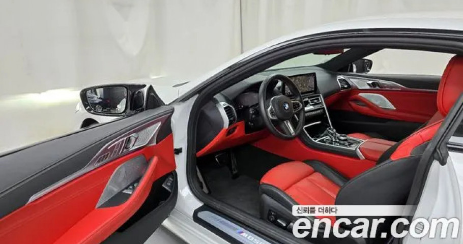 BMW 8-Series 