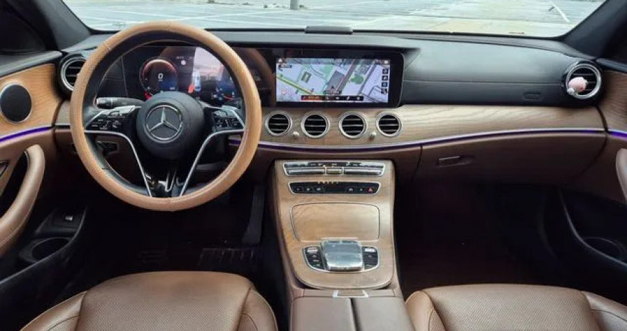 Mercedes-Benz E-Class 