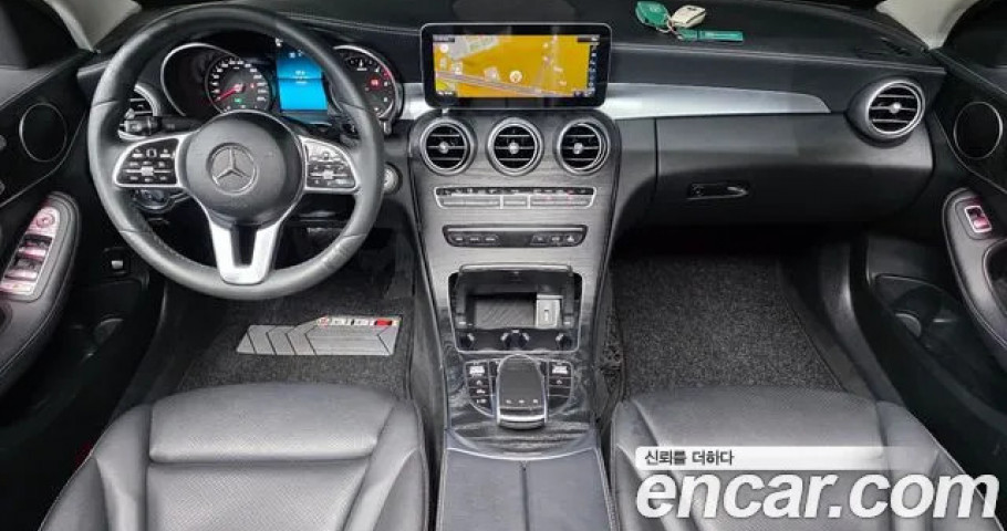 Mercedes-Benz C-Class 