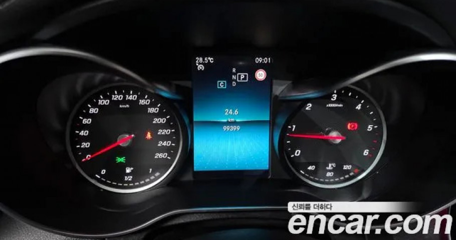 Mercedes-Benz C-Class 