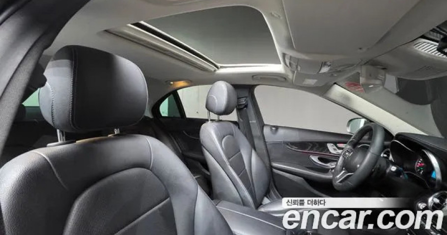 Mercedes-Benz C-Class 