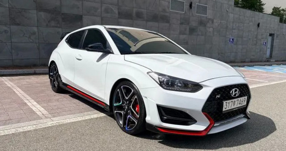 Hyundai Veloster 