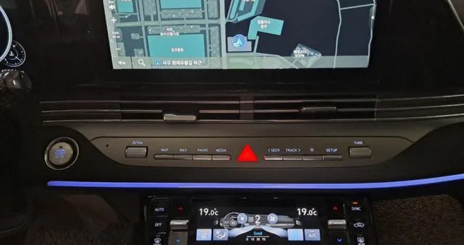 Hyundai Grandeur 