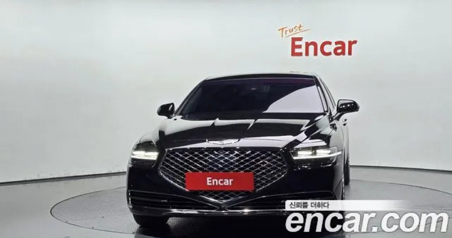 Genesis G90 