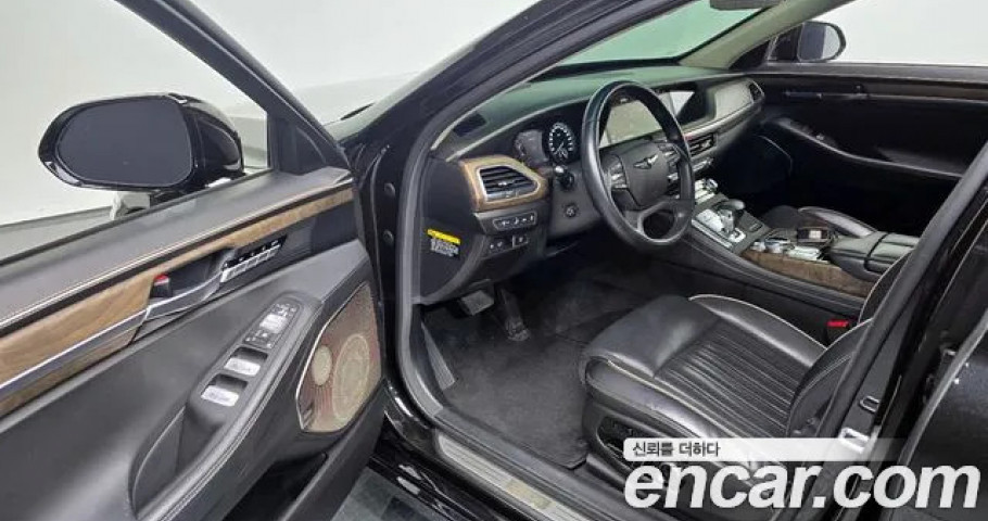Genesis G90 