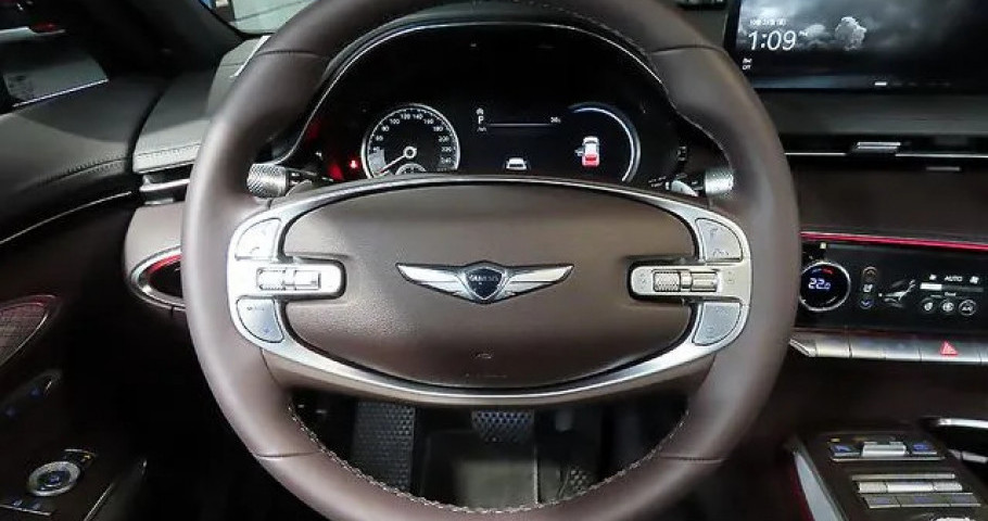 Genesis Gv70 