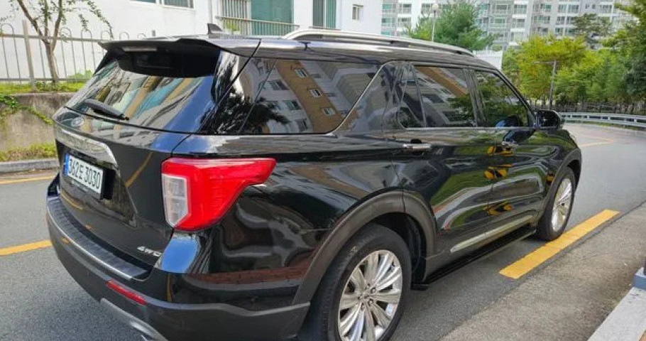 Ford Explorer 