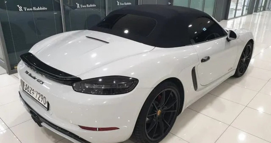 Porsche 718 