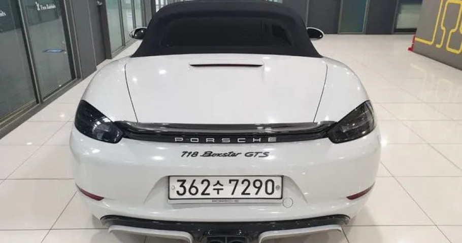 Porsche 718 