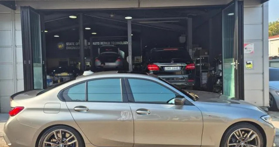 Bmw 3-Series 
