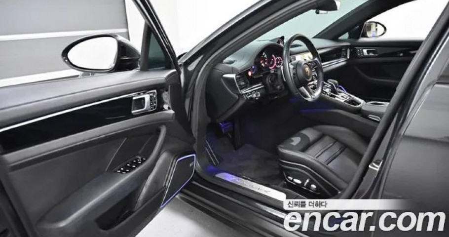 Porsche Panamera 