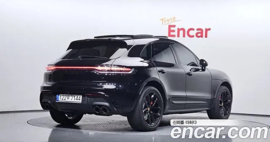 Porsche Macan 