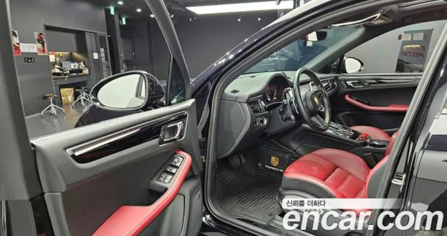 Porsche Macan 