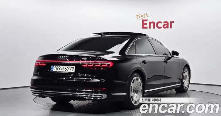 Audi A8 