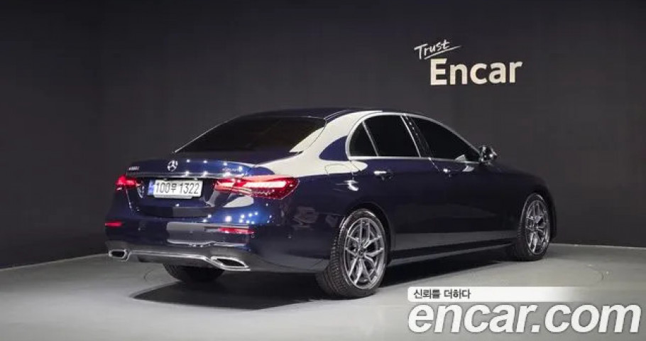 Mercedes-Benz E-Class 