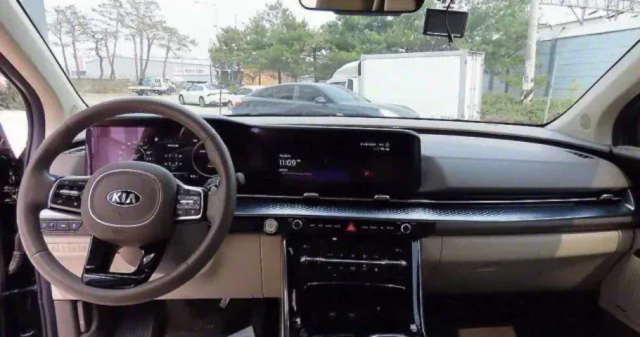 Kia Carnival 