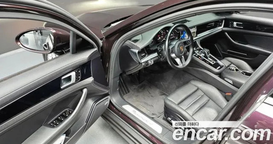Porsche Panamera 