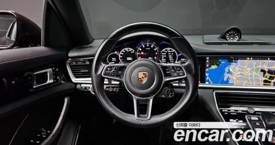 Porsche Panamera 