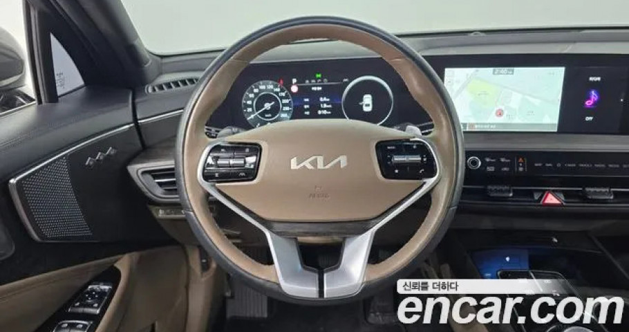 Kia K8 