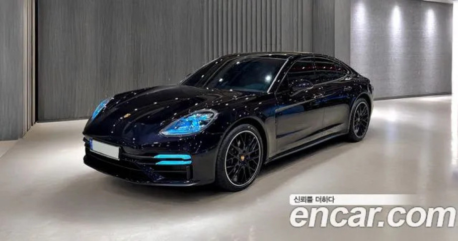 Porsche Panamera 