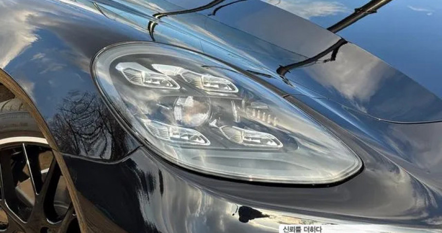 Porsche Panamera 