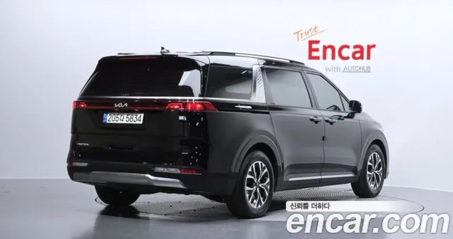 Kia Carnival 
