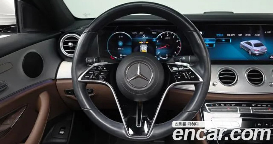 Mercedes-Benz E-Class 