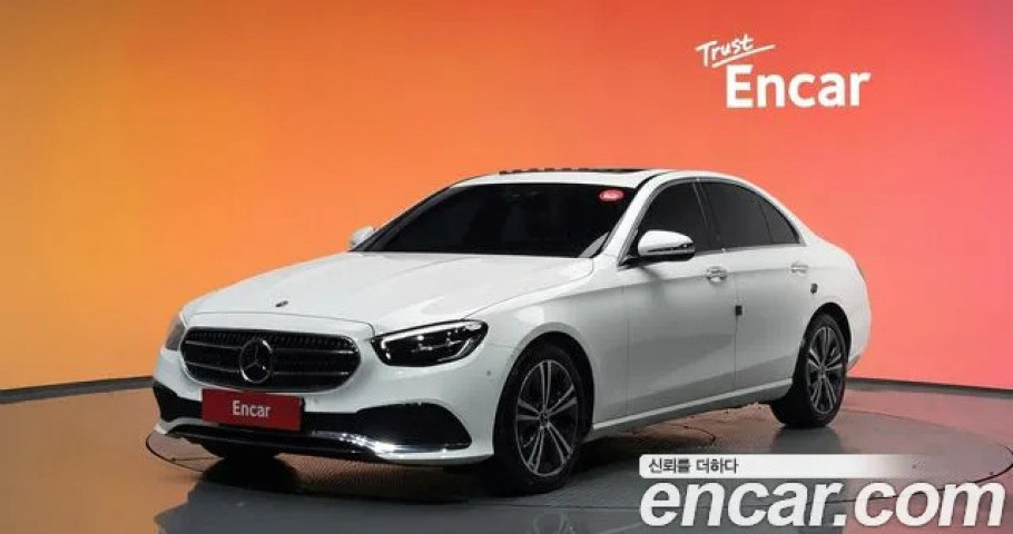 Mercedes-Benz E-Class 