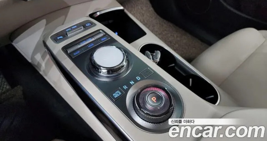 Genesis Gv70 