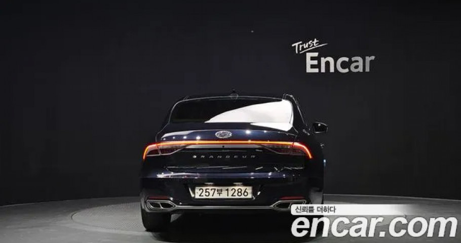 Hyundai Grandeur 