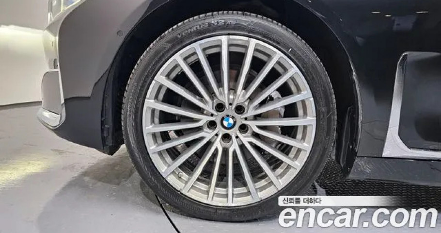 Bmw 7-Series 