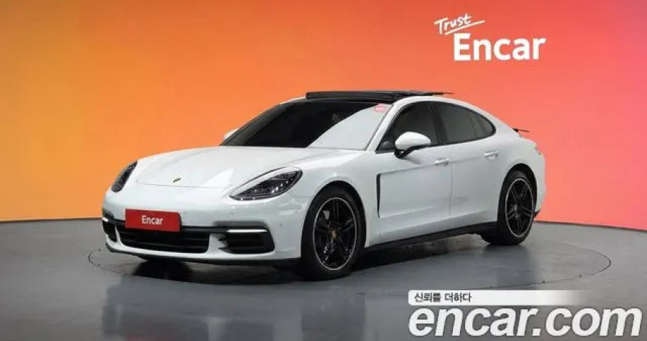 Porsche Panamera 