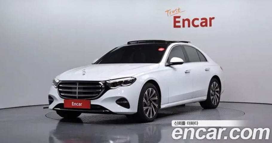 Mercedes-Benz E-Class 