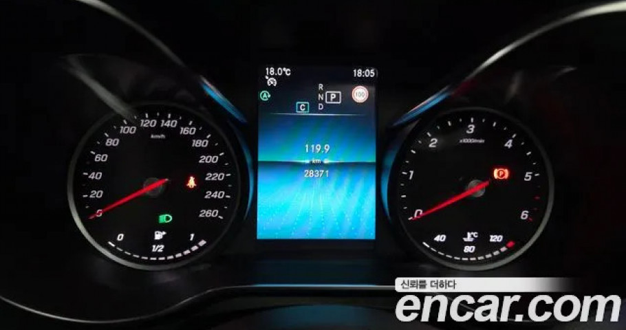 Mercedes-Benz C-Class 