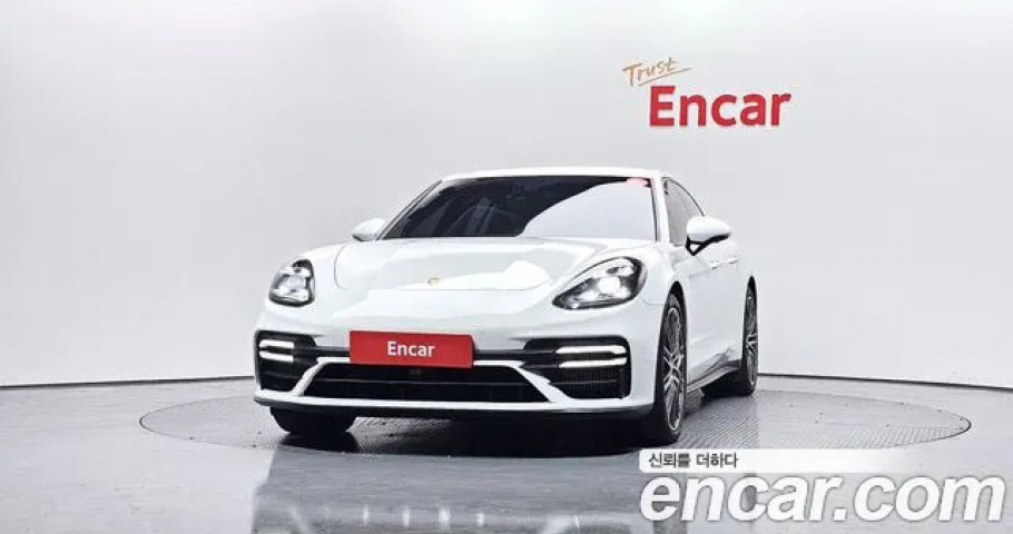 Porsche Panamera 