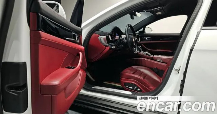 Porsche Panamera 