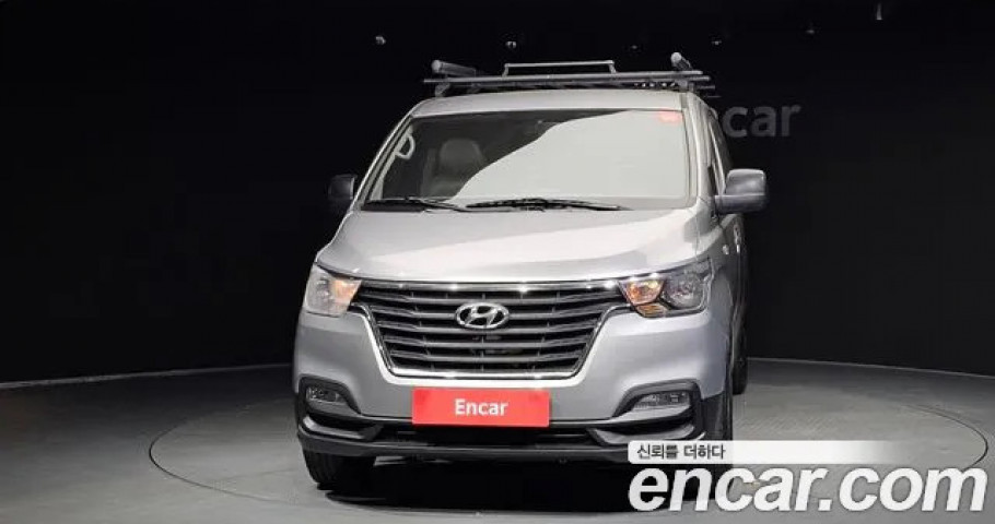 Hyundai Starex 