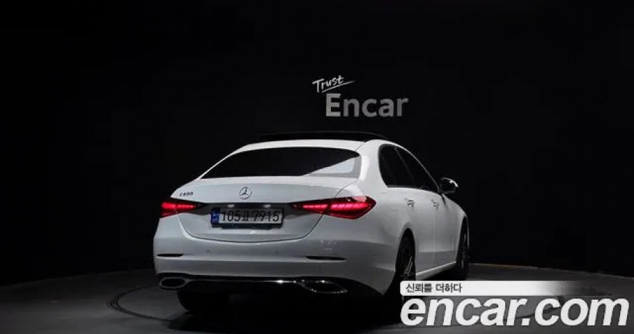 Mercedes-Benz C-Class 