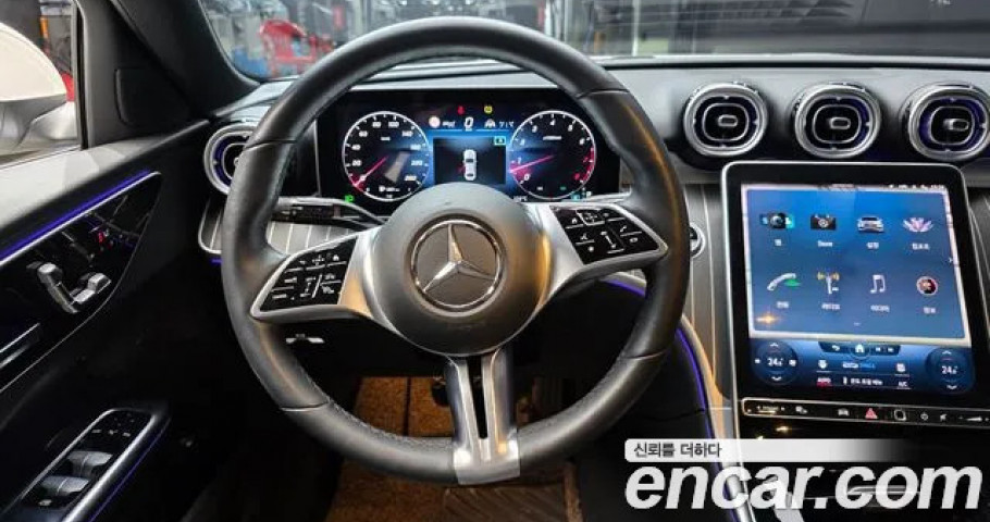 Mercedes-Benz C-Class 
