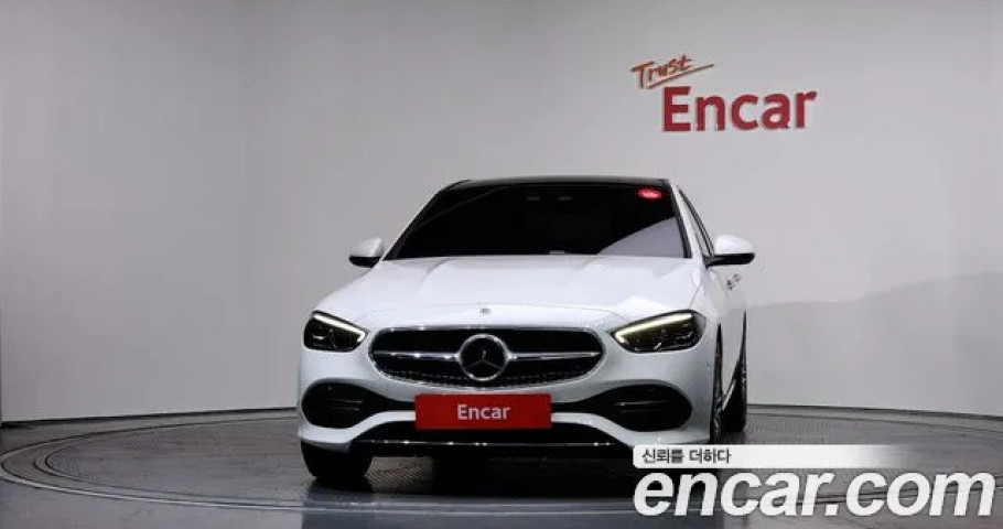 Mercedes-Benz C-Class 