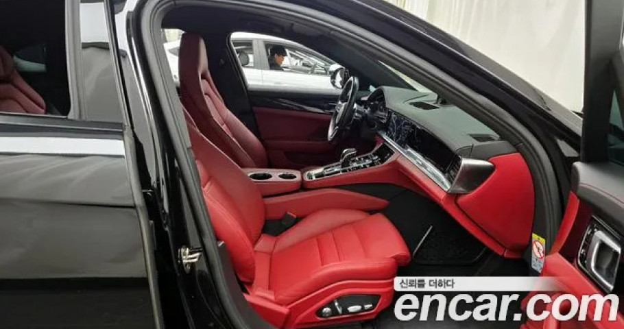 Porsche Panamera 