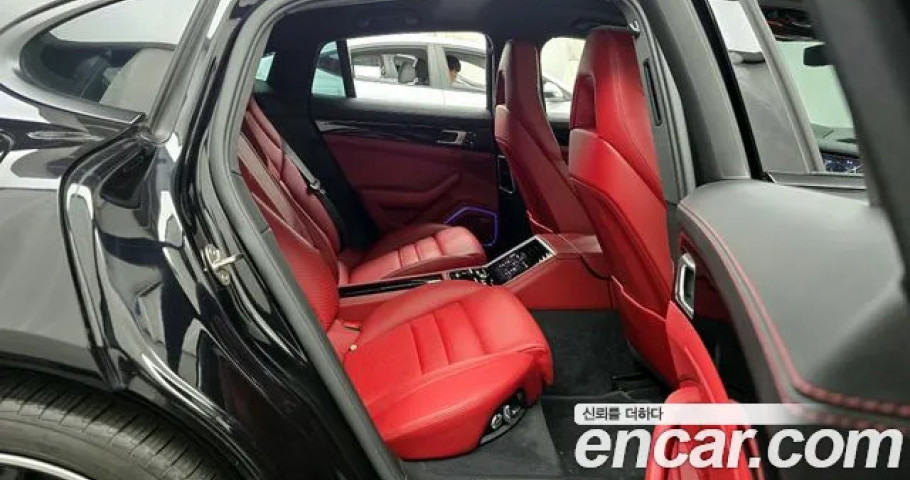 Porsche Panamera 