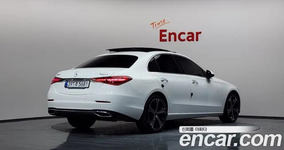Mercedes-Benz C-Class 