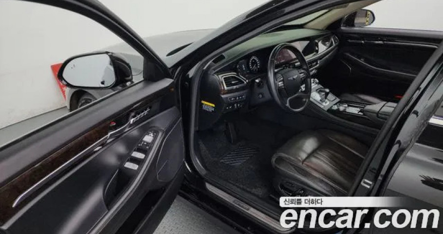 Genesis G90 
