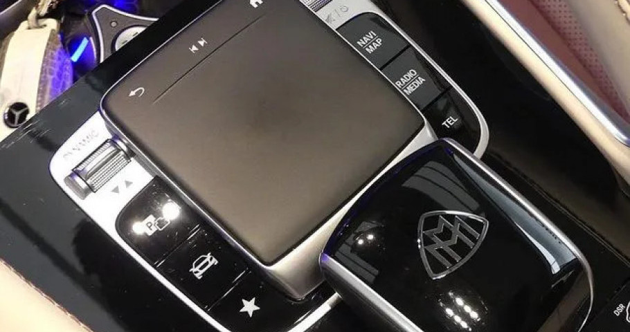 Mercedes-Benz Gls-Class 